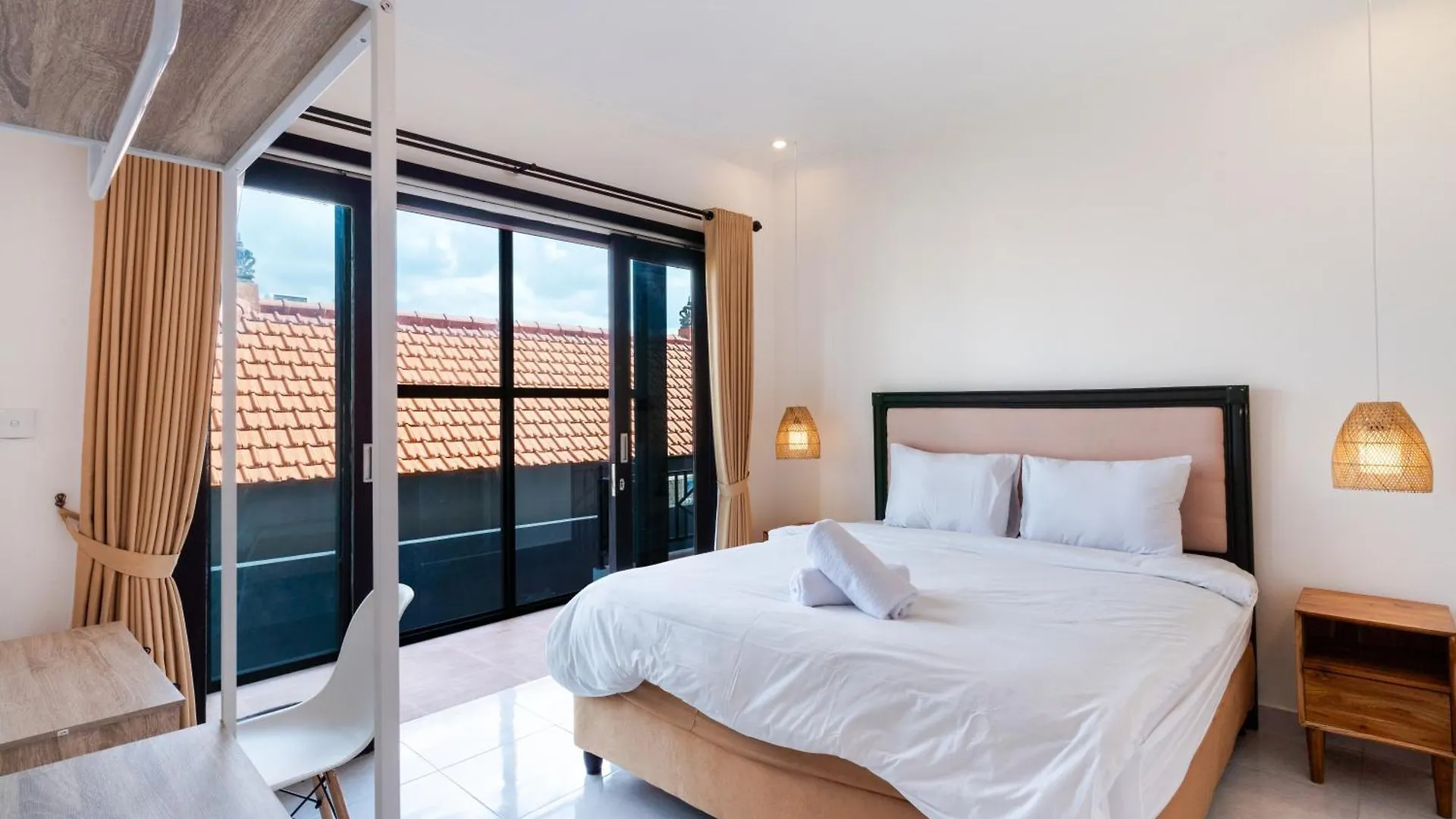 Room With Kitchen Parafrutts Ubud